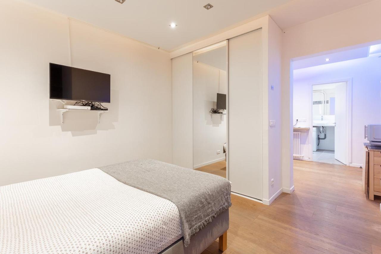 Victor Hugo Flat Apartment Париж Екстериор снимка